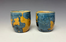 Load image into Gallery viewer, Blue and Orange Crystalline Sake Cup
