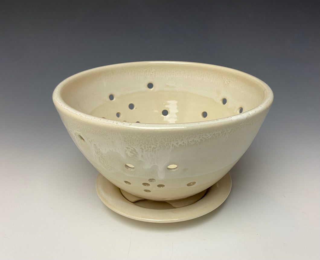 Ivory Berry Bowl