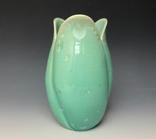 Load image into Gallery viewer, Tulip Vase- Light Green #2
