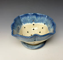 Load image into Gallery viewer, Breakwater Blue Lotus Berry Bowl #2
