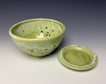 Load image into Gallery viewer, Key Lime Berry Bowl

