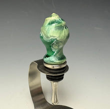 Load image into Gallery viewer, Crystalline Glazed Bottle Stopper- Emerald Green #1
