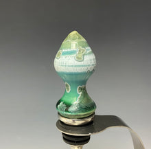 Load image into Gallery viewer, Crystalline Glazed Bottle Stopper- Emerald Green #1
