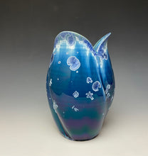 Load image into Gallery viewer, Tulip Vase- Atlantic Storm Blue #2
