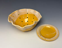 Load image into Gallery viewer, Sunshine Yellow Lotus Berry Bowl
