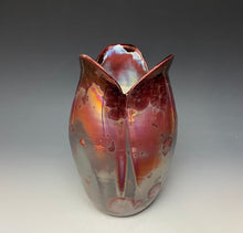 Load image into Gallery viewer, Tulip Vase- Ruby #1
