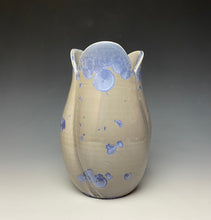 Load image into Gallery viewer, Tulip Vase- Periwinkle #2
