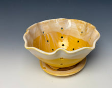 Load image into Gallery viewer, Sunshine Yellow Lotus Berry Bowl
