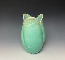 Load image into Gallery viewer, Tulip Vase- Light Green #2
