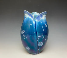 Load image into Gallery viewer, Tulip Vase- Atlantic Storm Blue #1
