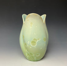 Load image into Gallery viewer, Tulip Vase- Mint #3
