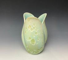 Load image into Gallery viewer, Tulip Vase- Mint #3
