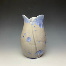 Load image into Gallery viewer, Tulip Vase- Periwinkle #2
