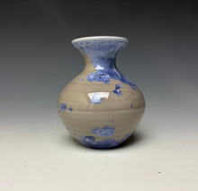 Load image into Gallery viewer, Periwinkle Crystalline Mini Vase 3
