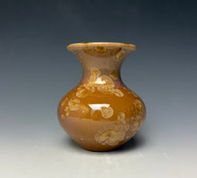 Load image into Gallery viewer, Iced Caramel Crystalline Glazed Mini Vase #2
