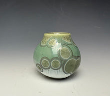 Load image into Gallery viewer, Wintergreen Crystalline Mini Vase 2
