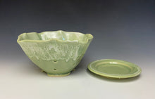 Load image into Gallery viewer, Key Lime Lotus Berry Bowl
