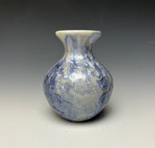 Load image into Gallery viewer, Periwinkle Crystalline Mini Vase 5
