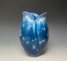 Load image into Gallery viewer, Tulip Vase- Atlantic Storm Blue #4
