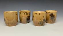 Load image into Gallery viewer, Iced Caramel Crystalline Sake Cup
