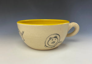 PIGGERY- Soup mug in Yellow