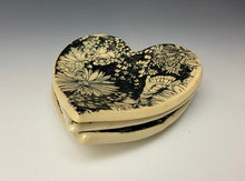 Load image into Gallery viewer, Mini Heart Dish- Black Flowers
