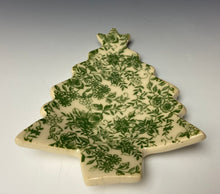 Load image into Gallery viewer, TREEat Dish- Green Floral
