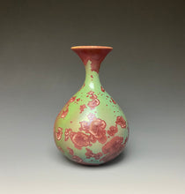 Load image into Gallery viewer, Ruby &amp; Green Crystalline Glazed Curvy Vase
