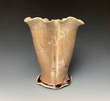 Load image into Gallery viewer, Rosé Crystalline Petal Vase
